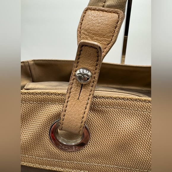 Chanel-Authentic-Paris Biarritz Tote GM Bag Shoulder Coated Canvas Leather Gold. - Picture 4 of 14